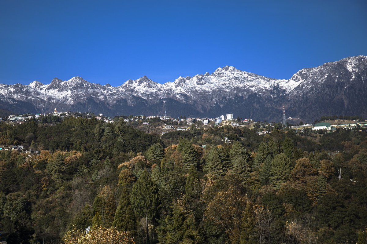As winter sets in, Tawang is in its all glory! 

#AmazingArunachal