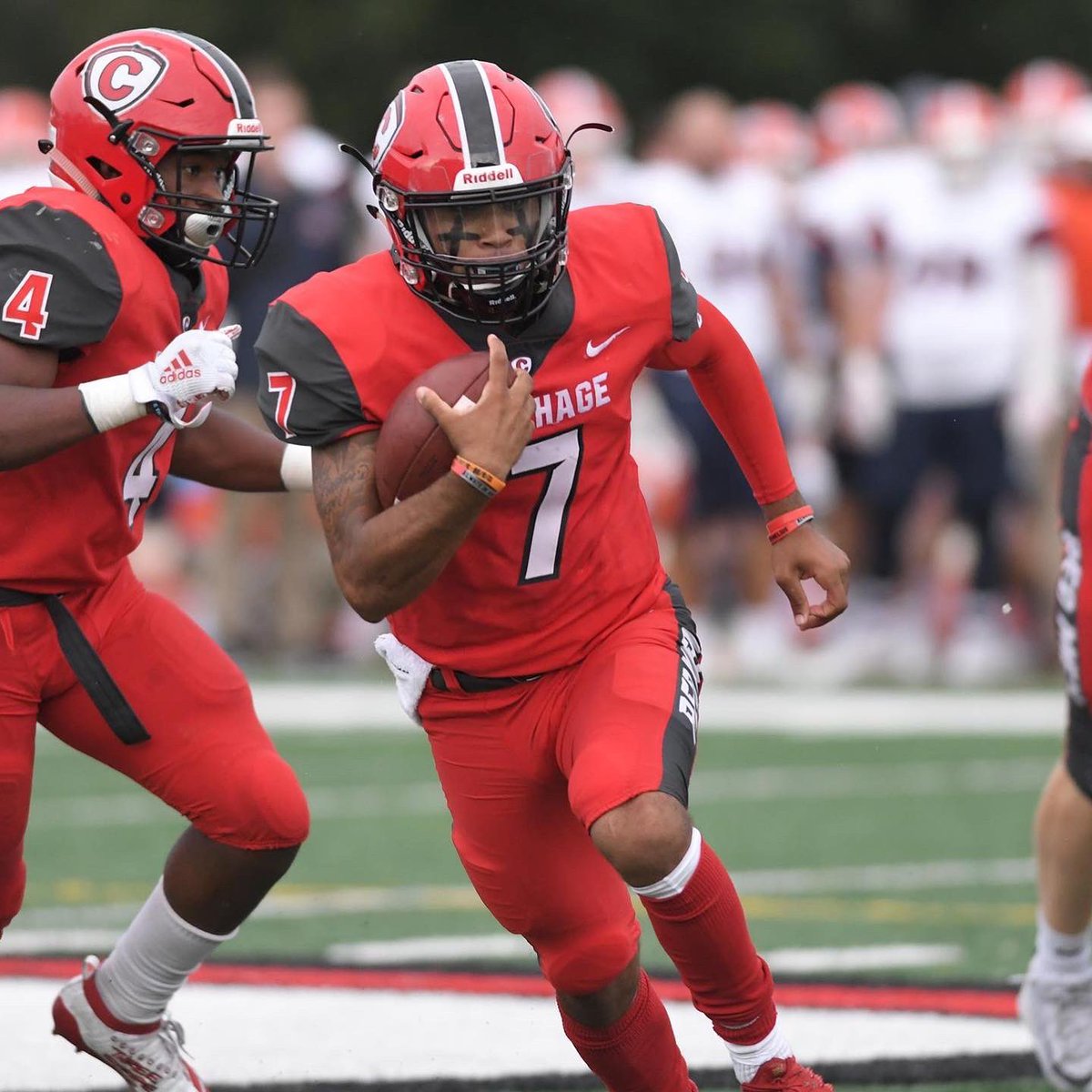 119shawn's tweet photo. After a great talk with @CoachDustinHass  I am beyond blessed to receive an official offer from Carthage College ⚪️🔴 https://t.co/uleQXEdw6m
