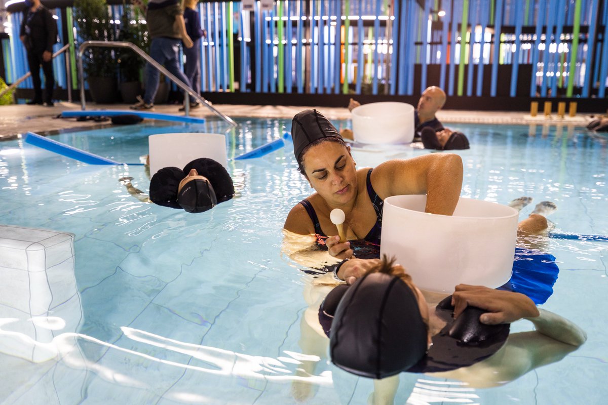 Piscina Barcelona tweet media