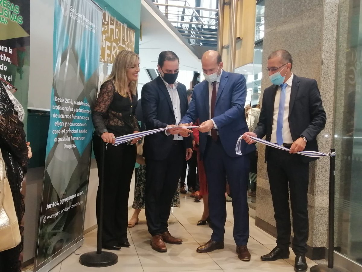 "Generar empleo de calidad y generar empleo accesible, nos va a poner en un plano de igualdad y en un plano de libertad de elección. Todos tenemos que tener las mismas oportunidades laborales, y ese es uno de los grandes desafíos que el país tiene por delante", expresó <a href="/fdaverede/">Federico Daverede</a>