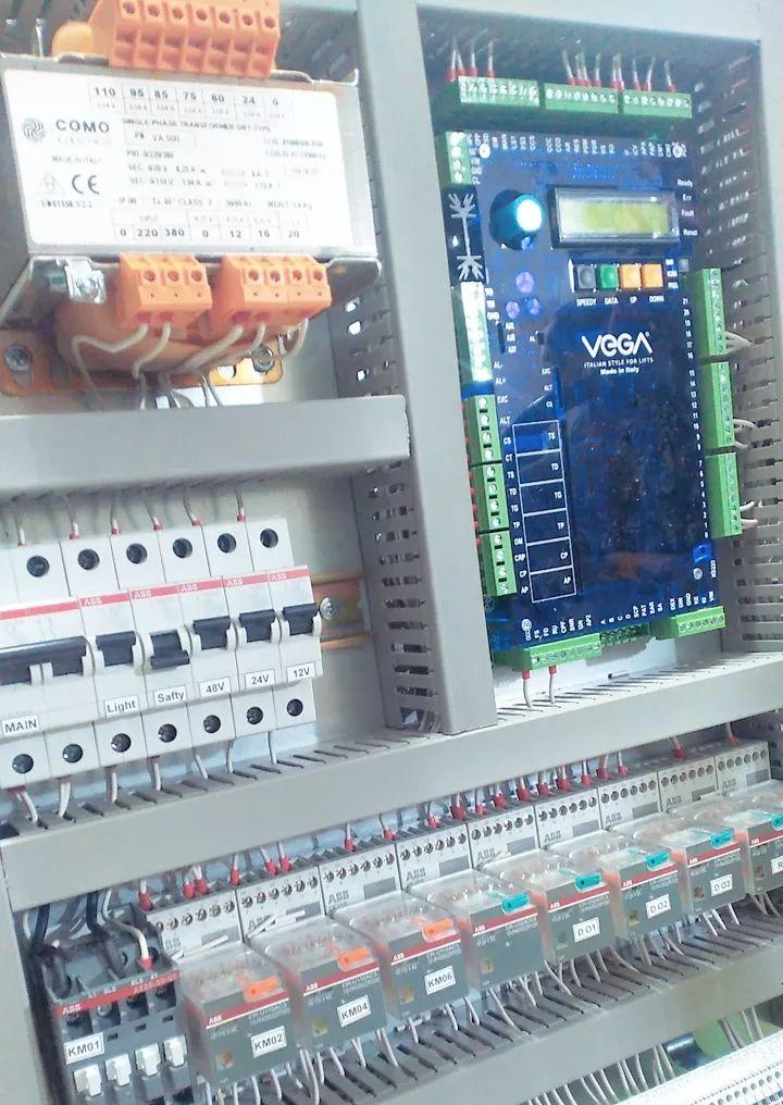 khaledtayem7's tweet image. شغل الكهرباء مرتب 🔥
#Electrical_Engineer