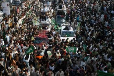 Atifrauf79's tweet photo. لاہور کی عوام نے ہمیشہ نوازشریف کو بھرپور پیار دیا ہے۔ عقیدت کا یہ رشتہ وقت کی ہر آزمائش میں ثابت قدم رہا ہے ہے۔ اور انشاء اللہ آئندہ بھی رہے گا۔

#LahoreLovesNawazSharif https://t.co/bhDTDpZ2Kx