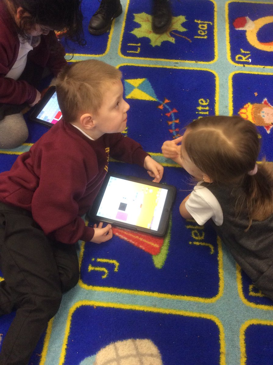 ABCPschool's tweet photo. Exploring data and creating bar charts in #class12R #abcomputing https://t.co/zRV5kVLlCk