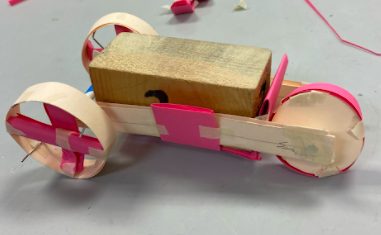 AWHS_IndTech's tweet photo. 1/2 Some other unique Paper Vehicle designs. Some successful, some not so much. 
#STEM #Engineering #PBL https://t.co/qdMfDAxWmc