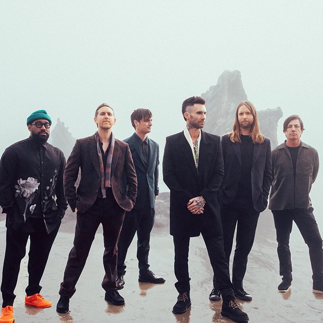 M5onCharts's tweet photo. .@maroon5 (2) now ties @Imaginedragons (3) at they are the only groups with 2 diamond singles certified by @RIAA https://t.co/p67PtSHdGa