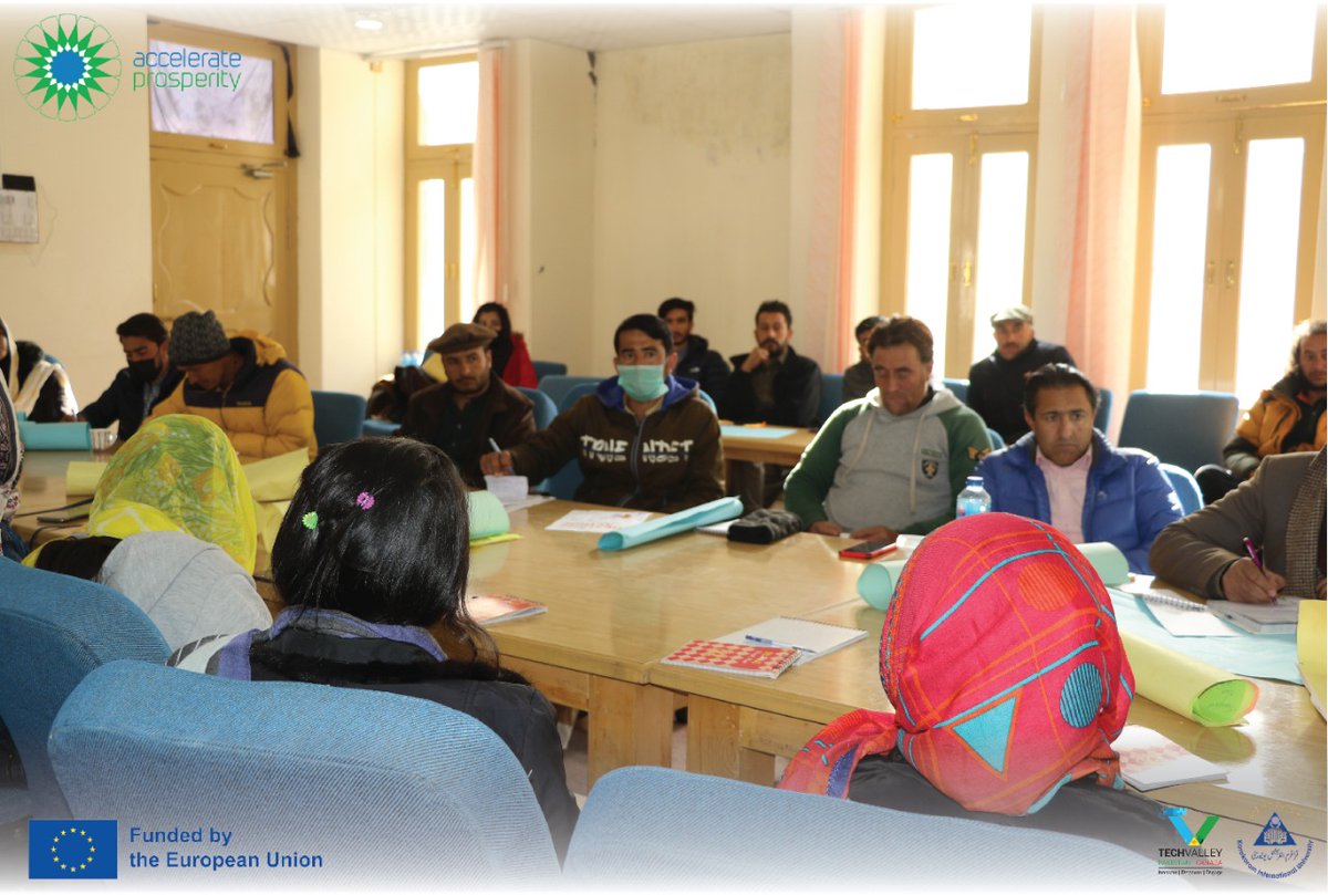 TechValleyPak's tweet photo. Second day of Ideation to Creation Bootcamp in Ghizer, #GilgitBaltistan! 🥳 

Highly appreciate all the participants for their great enthusiasm and interest in different activities organized under the #BootCamp.

#FastTrackYourGrowth #Ideation2Creation #GB https://t.co/MdoDlUh88o