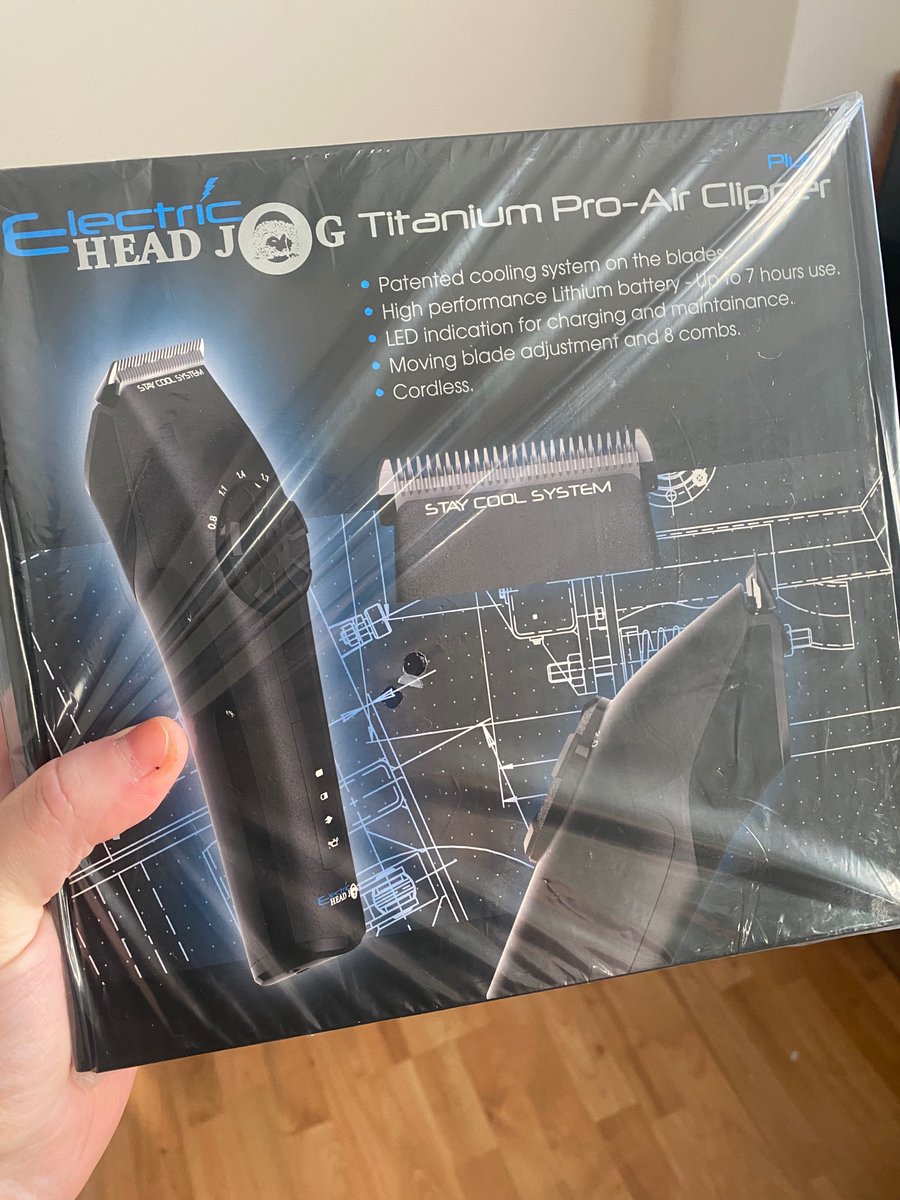 gilldoes's tweet image. Weird looking hair straighteners @LookfantasticCS 🙁 Hope you can sort this for me, not very happy with the service!