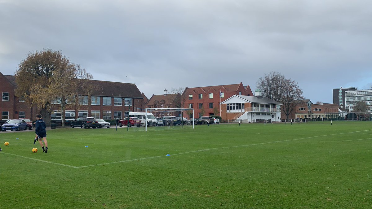IbstockSport's tweet photo. ⚡️ We look forward to an enjoyable afternoon of Senior Sport ⚡️
⚽️ 1s @Brentwood_Sport #ElginLeague @isfafootball
16As @ThamesCSchool #FalconPark
🏑 @KGS_Sport #DittonFields
🏉 @CobhamCougars #RugbyReBuild
#GoWellAll https://t.co/45E3bd1xqV