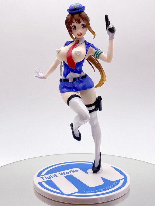 上半身差し替えでニプレスデカに!
これは逆に犯罪者から近寄って来ますね。 