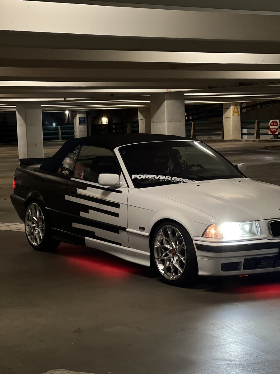 lilchubby402's tweet photo. ill just leave these here #e36 #e36vert #90s https://t.co/m8Yg5mAuq5