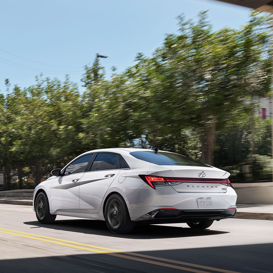 HyundaiCanada's tweet photo. Get the most out of every kilometre with the ELANTRA Hybrid. Travel up to 955 kilometres on a single tank of gas.

Learn more: https://t.co/JgdfEhfPIA https://t.co/3AAw1Qnj76