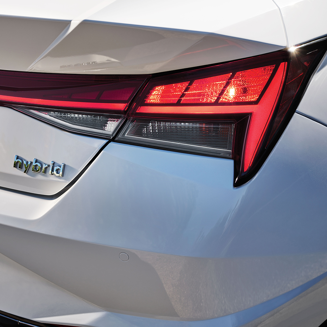 HyundaiCanada's tweet photo. Get the most out of every kilometre with the ELANTRA Hybrid. Travel up to 955 kilometres on a single tank of gas.

Learn more: https://t.co/JgdfEhfPIA https://t.co/3AAw1Qnj76