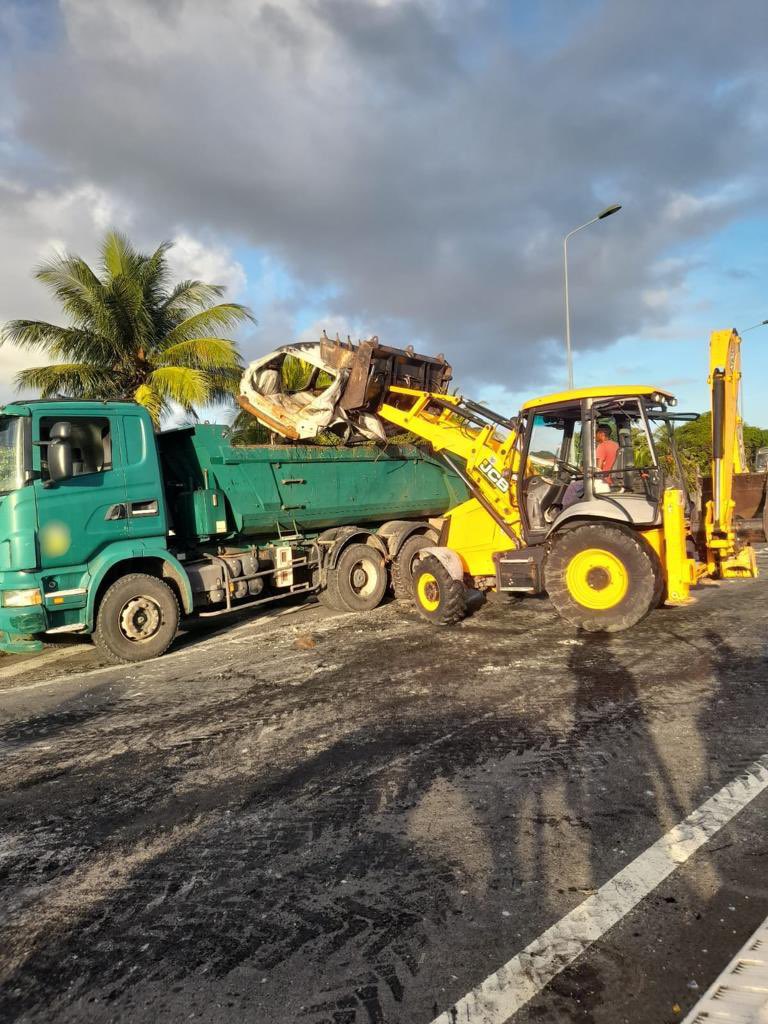 Préfet de Guadeloupe tweet media