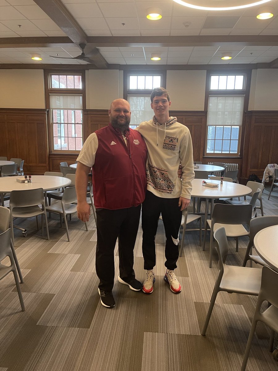Thank you to UMass coach ⁦<a href="/coachalexmiller/">Alex Miller</a>⁩ for stopping by to see ⁦@chasebrewster10⁩ UMass commit this morning