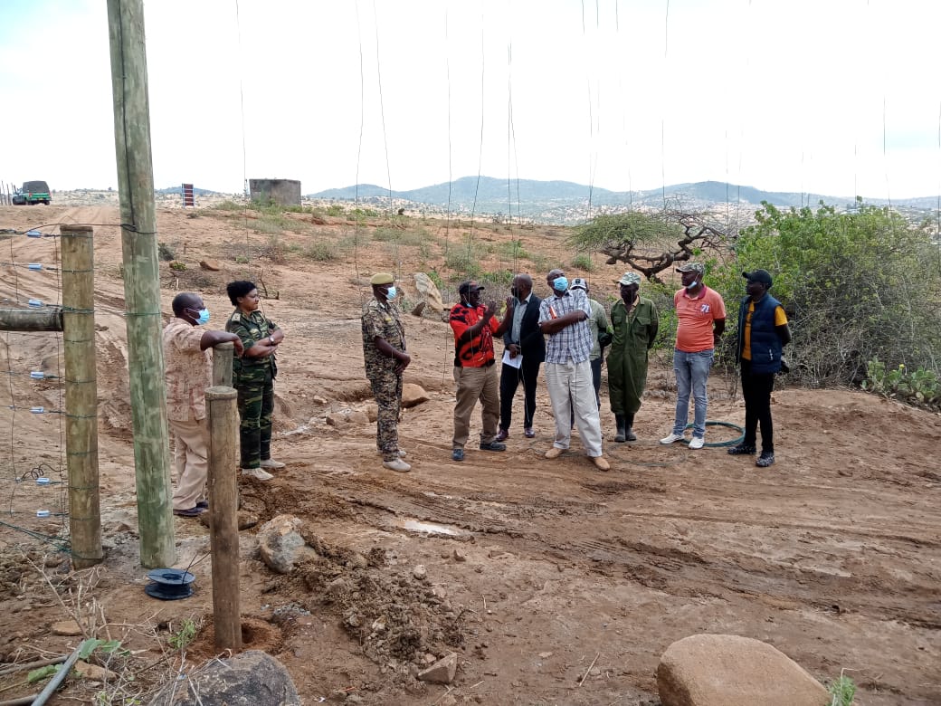 LaikipiaMENWAR's tweet image. Today, @Mwenr031 in patnership with @kwskenya held a meeting at Doldol town and there after inspected the progress of the electric fence installation around Doldol Town. The fence will alleviate Human-Wildlife conflict in the area.