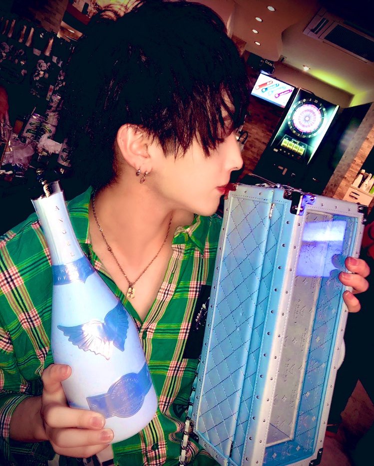 よーにゃん tweet media