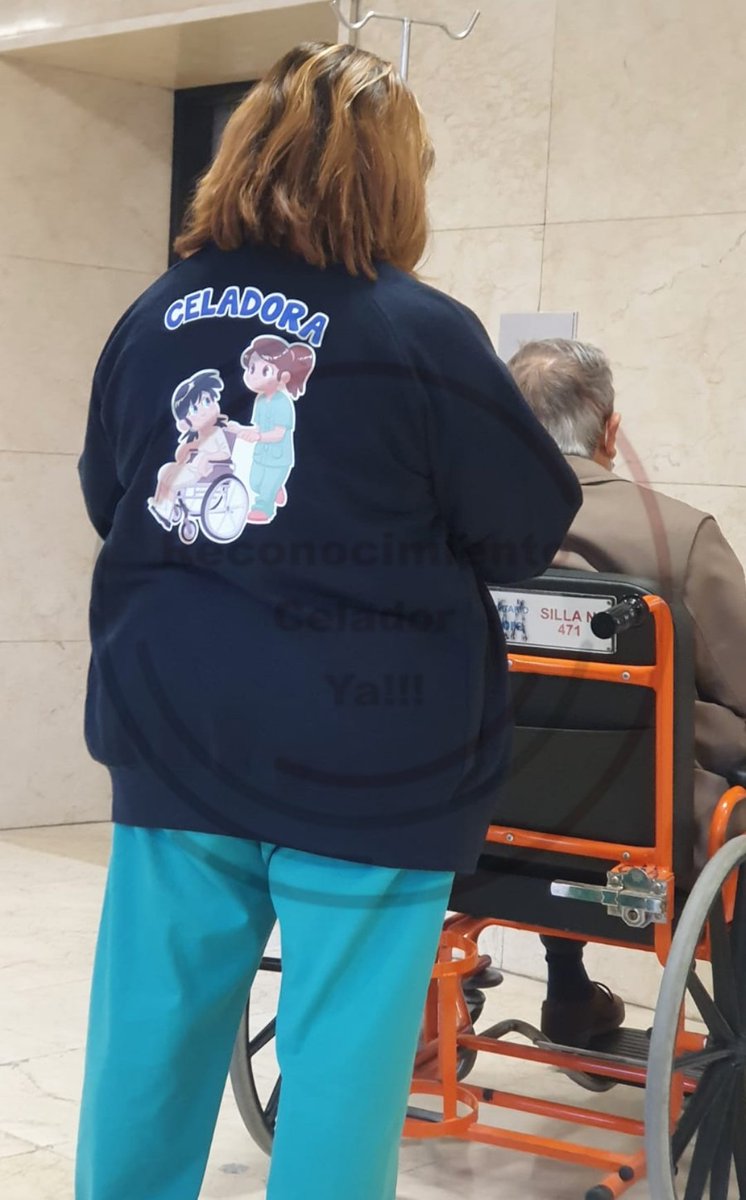 Los celadores ese colectivo ninguneado, los últimos para todo, pero que siempre nos necesitan. Recibimos y despedimos a los pacientes, ayudamos movilización, los llevamos a las diferentes pruebas.....

#NoSomosInvisibles

#ParaCelador