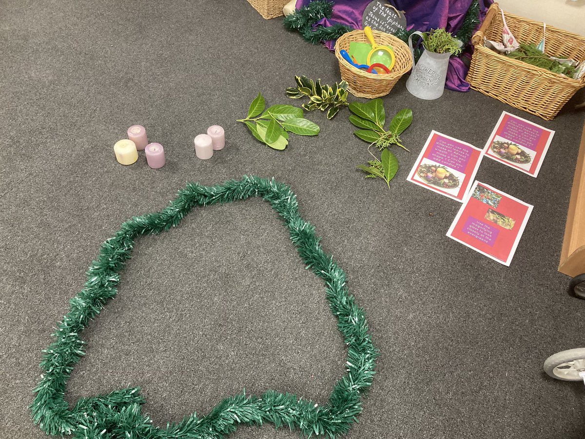 ynteresas's tweet photo. We made an Advent wreath 
We added evergreens and candles https://t.co/Rc0WsH5SnL