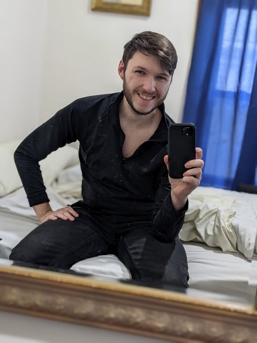 It's your neighborhood Daddy thirst trap 😘 https://t.co/kH1uK7AbBO<a href="/tag/booty"class="tags"><span>#booty</span></a><a href="/tag/ass"class="tags"><span>#ass</span></a><a href="/tag/nsfw"class="tags"><span>#nsfw</span></a><a href="/tag/phatass"class="tags"><span>#phatass</span></a>