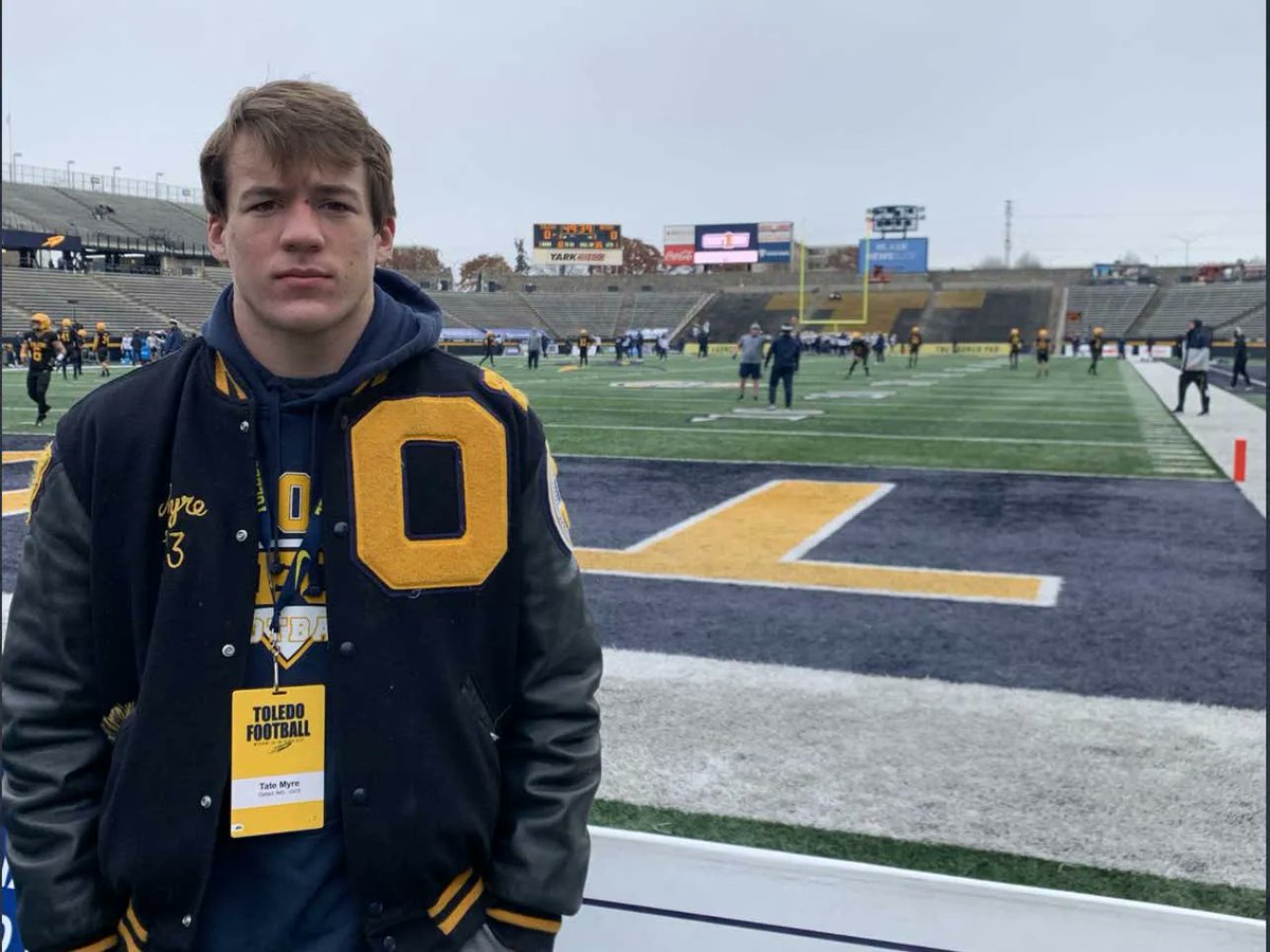 A High School Football Player Rushed A School Shooter And Sacrificed His Own Life To Save His Classmates barstoolsports.com/blog/3396120/a…