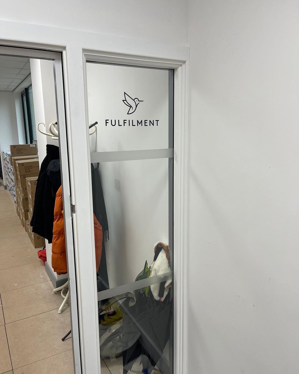 Sign_IT_UK's tweet image. Some signs done for the lovely people @GiftProUK for their office space

#signmaker #signmakers #outdoorsigns #newforestbusiness #signdesign #signshop #businesssigns #southamptonbusiness #lymingtonbusiness #signwriter #signmaking #signsofinstagram #ledlights #ledsign #hampshire