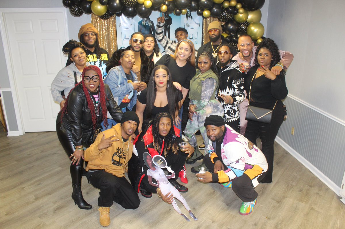 TokaFly's tweet photo. When I tell you it was a lit ass birthday party my wife threw for me I promise you it wasn’t nothing like it. We had a mf ball https://t.co/QtANHan2kj