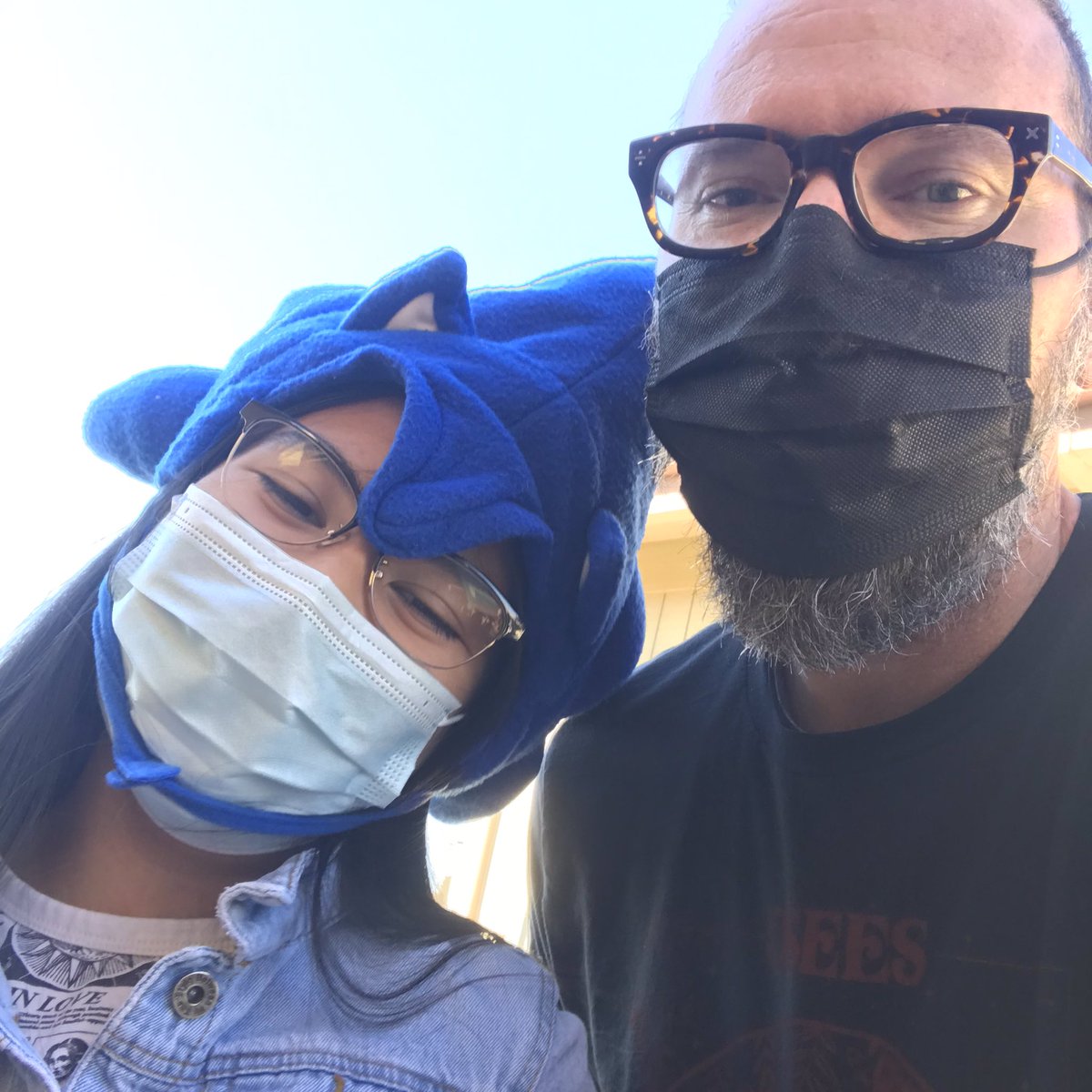 DrPhilipSwartz's tweet photo. Me and the Rotary student of the month. Congrats on being AWESOME! #awesome #omsd #vineyardstem #STEM #STEAM #middleschoolrocks #iamateacher #8thgradeisfun #teachergoals https://t.co/Yj3Zpbzj6e