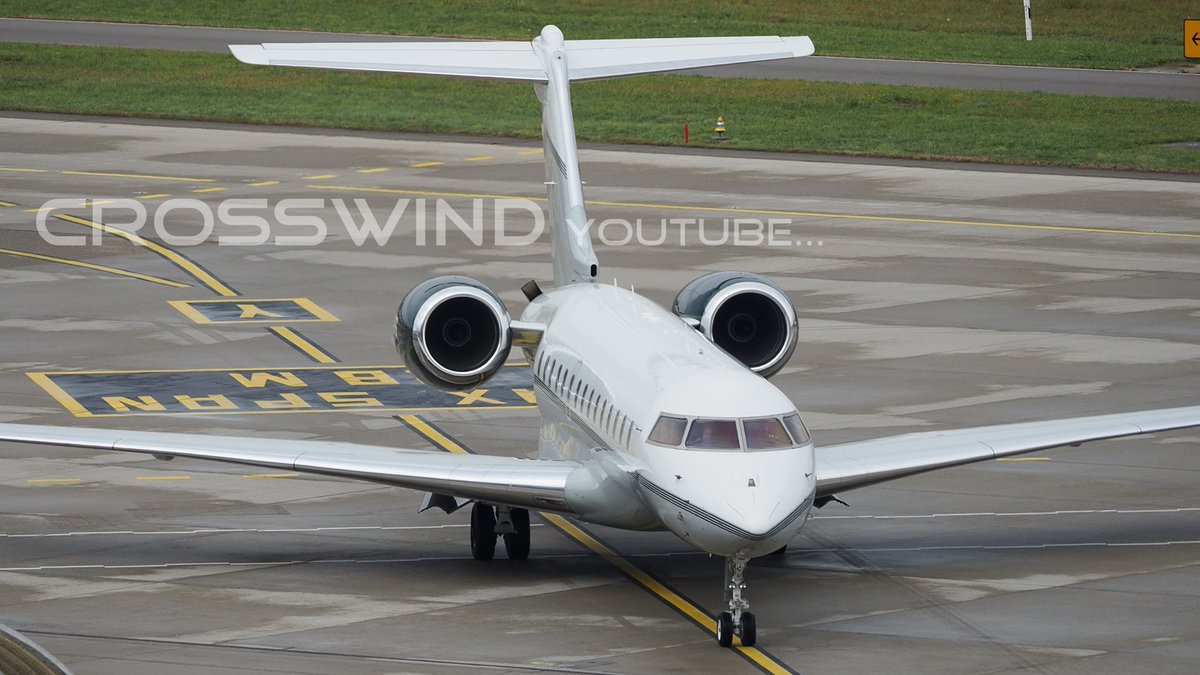 BrunoLauper's tweet photo. Global Express | Landing and Taxing | Zurich Airport 28.11.2021 https://t.co/QDGb0OPFe6 via @YouTube
#GXXRS #Bombardier #BD700 #GlobalExpressXRS #TAGAviation
#GlobalExpress #GLEX #Landing #Taxing
#followme #airportauthority #marshaller
#privatejet #Businessjet #corporatejets https://t.co/v5BLBbRLE8