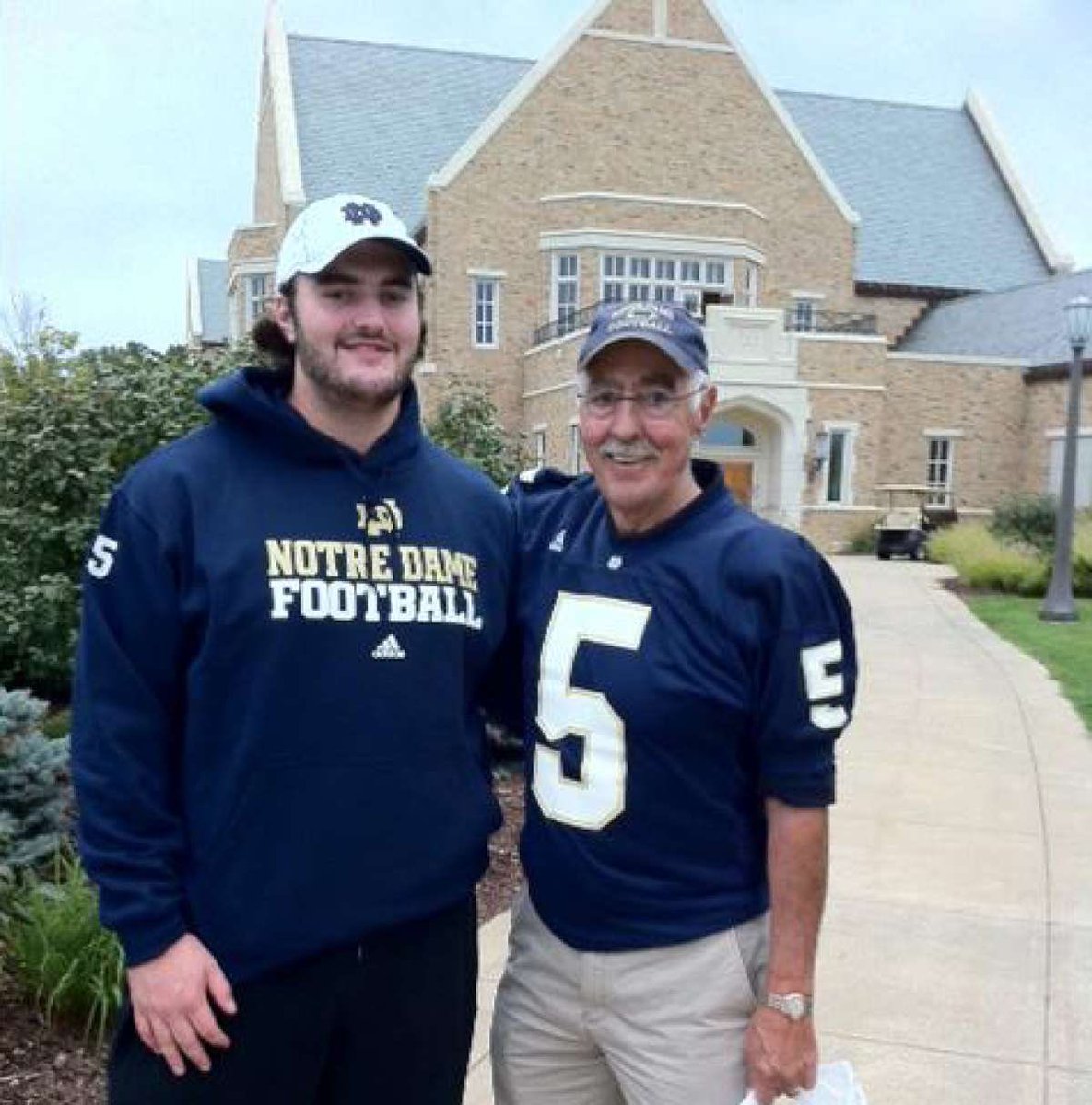 dosleprechauns's tweet photo. Irish legend Terry Hanratty from his personal Facebook about an hour ago said - “ We just had a coach depart, who was never totally all in. Now let’s hire the right person, I’m all in for Marcus Freeman” #TeamFreeman #marcusfreeman #goirish☘️ https://t.co/0PjpllDtFt
