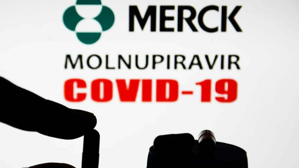 Dr Heise was in studio for the Door County Medical Center Medical Minute today and it's back to Covid talk; Omicron variant and the FDA approval of a 'take-at-home' antiviral pill called Mulnupivar, mul nuh per ver,  Mul nipa...  you say it! Tune in here… ift.tt/3ocl8Wd