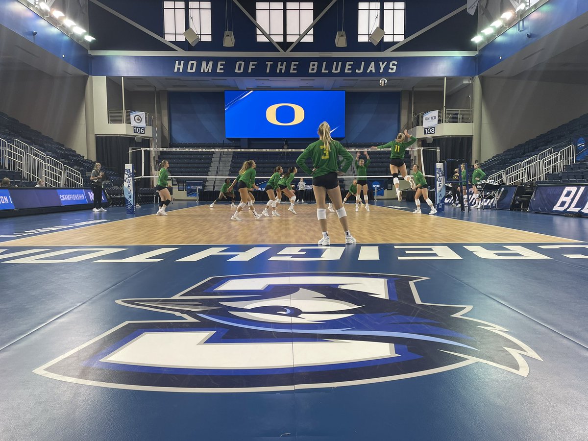 Hey, Omaha…we’re back!

#GoDucks