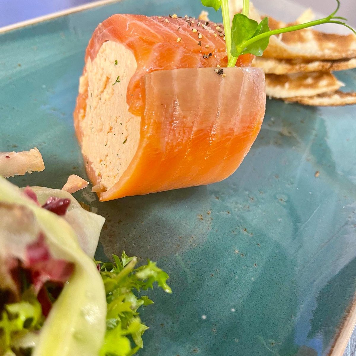 inn_s_stainley's tweet photo. Midweek lunch just got INN-credible!
Join us Monday to Friday for our fixed price menu offer. 2 courses for £14.95 or 3 courses for £17.95.
https://t.co/i7yDUGCLVZ
01423 779060
#inncredible #lunchoffer #midweekdeal #lunchtime #ladiesthatlunch #harrogate #ripon #knaresborough https://t.co/H1BPhxmHTt