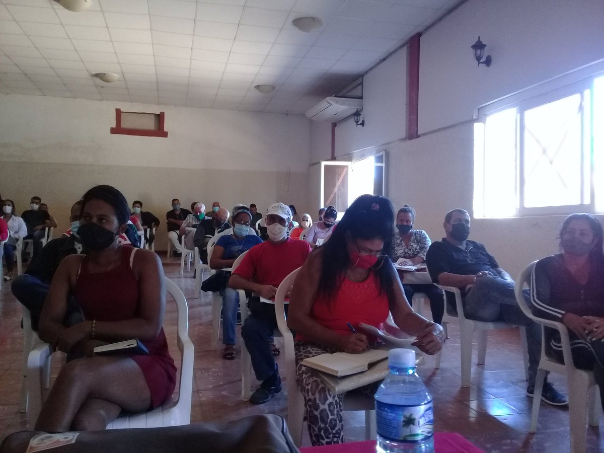 FredyDaz19's tweet photo. Continúa preparativos del #Balace del #Partido en #Batabano #Mayabeque @YaninaDelaNuez3 @DrRobertoMOjeda @JLBrocheLorenzo #UnidadYContinunuidad #FidelVive https://t.co/2P9qDjo37V