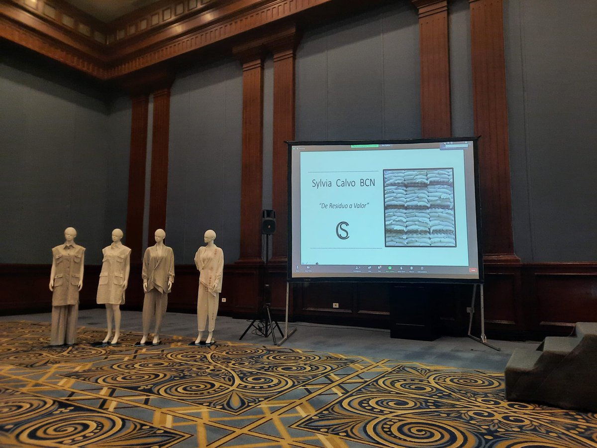 texforspain's tweet photo. Expertos en moda de 7 paรญses debaten sobre "el estilo mediterrรกneo" en el seminario y encuentro de negocios textiles organizado por @TexMedAlliances en Alejandrรญa, Egipto.
#TheMedNew #GOMED @ENICBCMed https://t.co/jvlnoQslQB