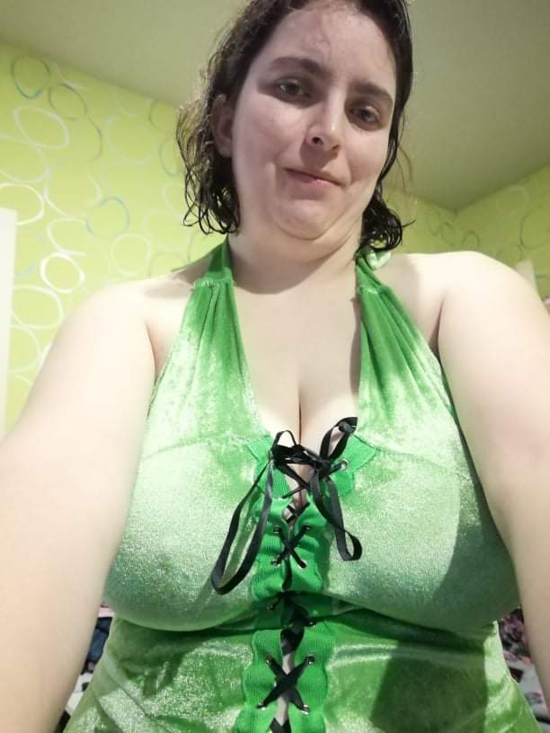 1 pic. Which one would you prefer for xmas https://t.co/9GSiPt4BlW