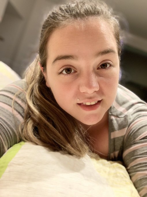 Hei wie geht es euch allen so? 😉😘 #kimberlycaprice #camgirl #amateurgirl #teen #teengirl #lebengehtweiter<a href="/tag/kimberlycaprice"class="tags">#kimberlycaprice</a><a href="/tag/teen"class="tags"><span>#teen</span></a><a href="/tag/camgirl"class="tags"><span>#camgirl</span></a><a href="/tag/amateurgirl"class="tags"><span>#amateurgirl</span></a><a href="/tag/teengirl"class="tags"><span>#teengirl</span></a><a href="/tag/lebeng"class="tags"><span>#lebeng</span></a>