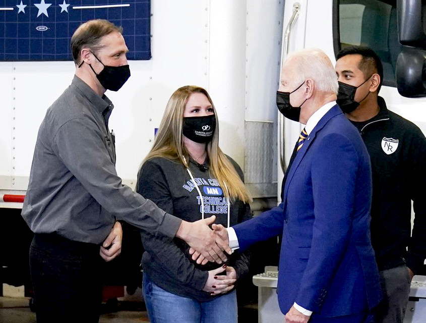 MNTCOE's tweet photo. Chris had the honor of being able to speak with President Biden yesterday afternoon during his tour of DCTC programs that support critical infrastructure. https://t.co/1Jjk0e24Q1