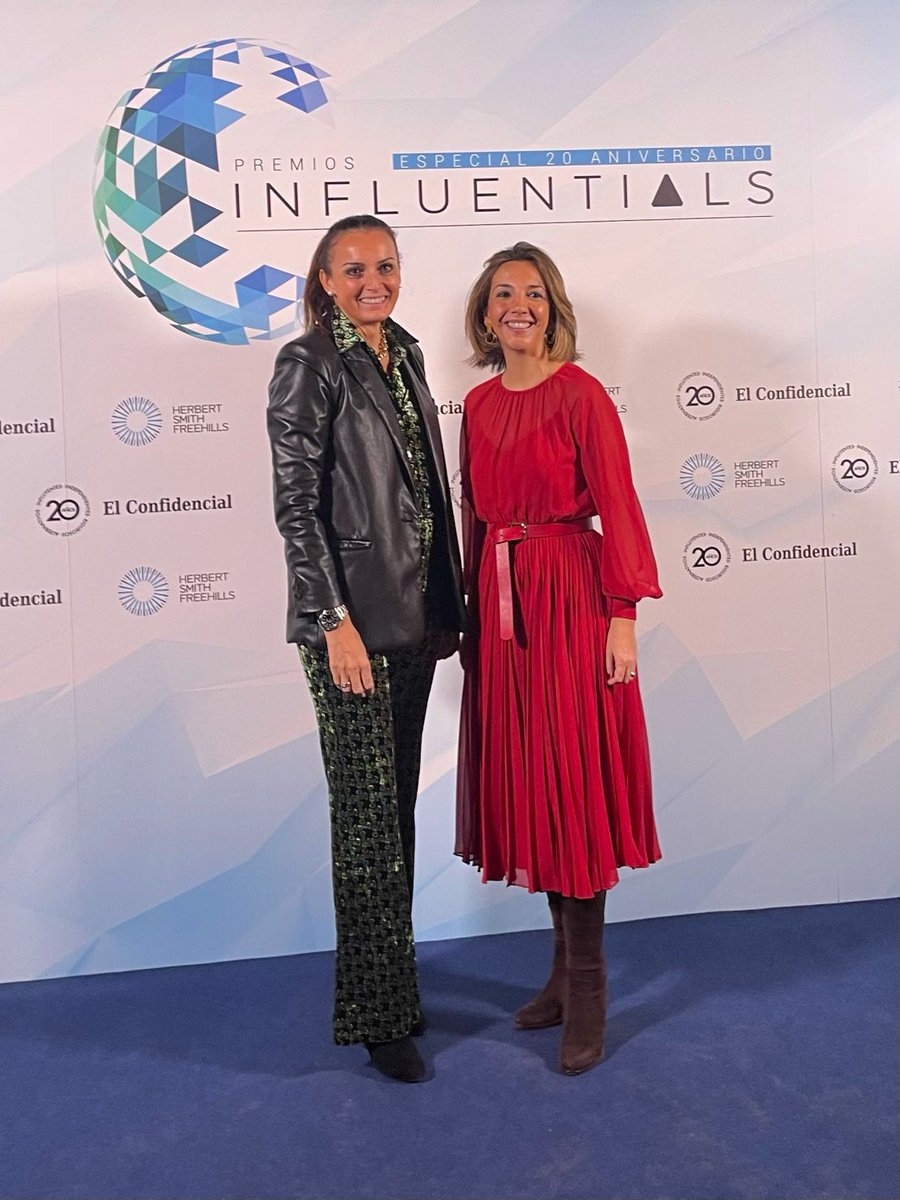 proacomunica's tweet photo. Ayer pudimos asistir a los #PremiosInfluentials donde compartimos velada con personas que comparten la dedicación, el esfuerzo y el compromiso por su trabajo.
¡Enhorabuena a los premiados y al diario por su 20 aniversario! 👏 https://t.co/Bo652Efezz