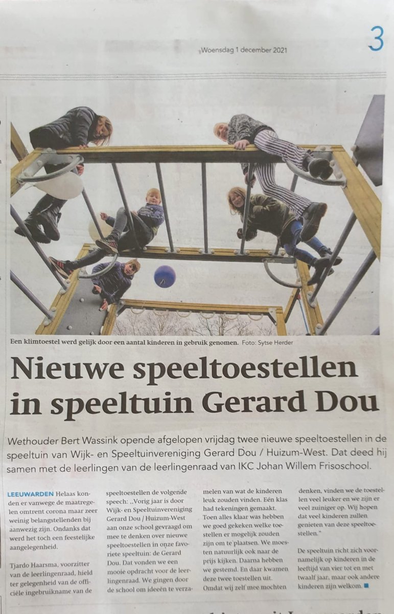 jwf_school's tweet photo. Opening nieuwe speeltoestellen in de Gerard Dou; een prachtige actie van de leerlingenraad.💪🏻 https://t.co/D0SVMIyd83