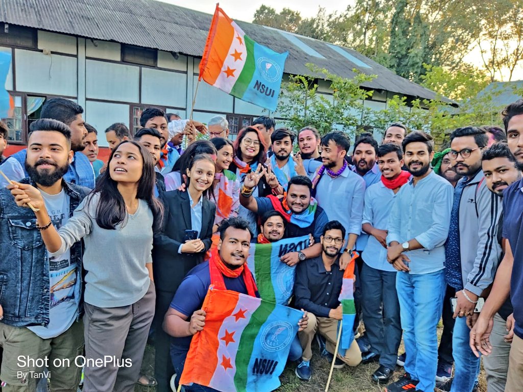 INC_Television's tweet photo. गुवाहाटी: कांग्रेस के छात्र संगठन @nsui ने गुवाहाटी विश्वविद्यालय में मारी बाजी । 

भाजपा के ABVP को सारी सीटों पर हराया।

सबसे महत्त्वपूर्ण बात ये है कि यह इलाका मुख्यमंत्री का गढ़ कहा जाता रहा है। https://t.co/fPJZKlV6Tm