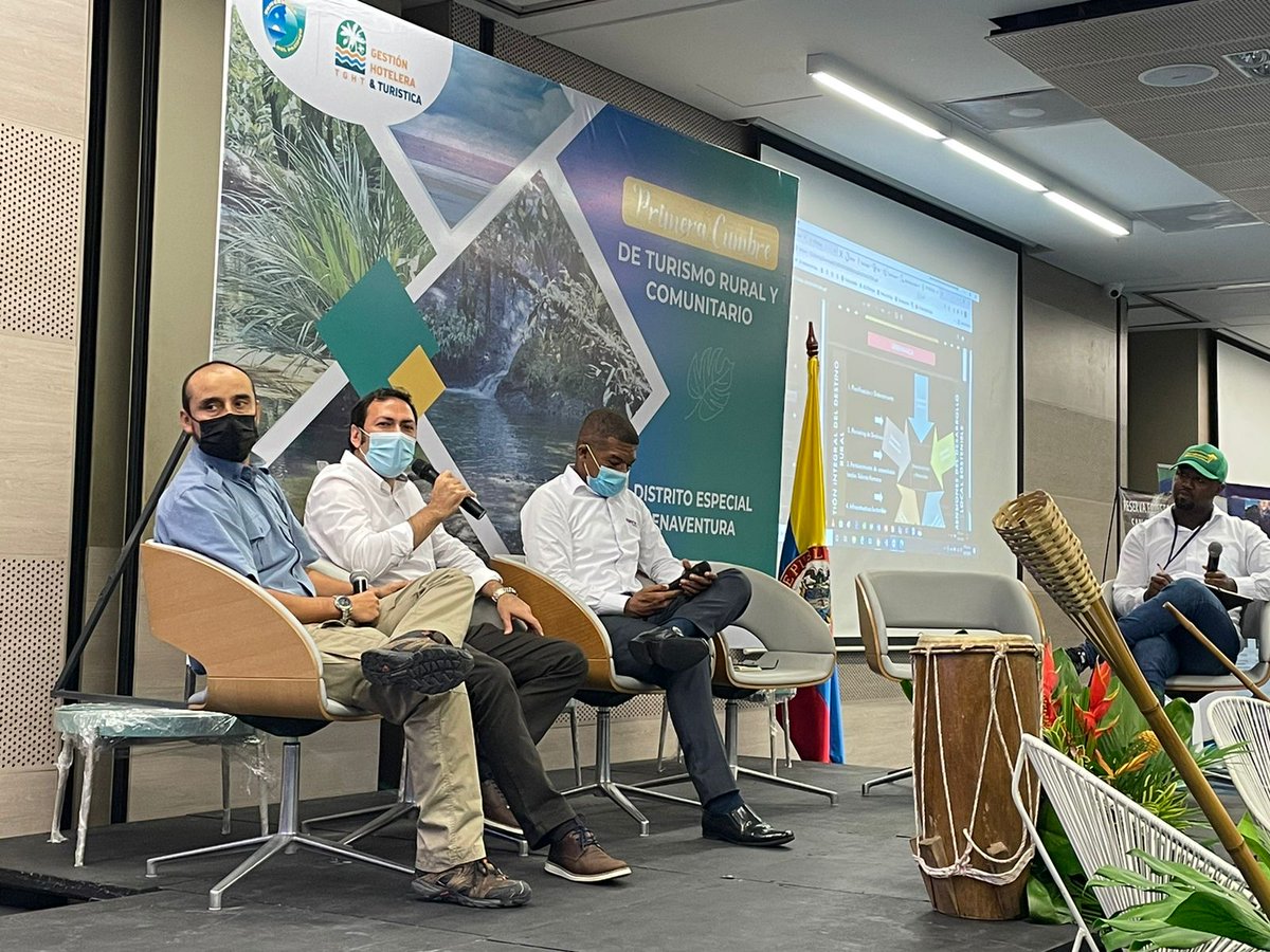 jfvillaquiran's tweet photo. Desde la oficina regional Suroccidente de @PROCOLOMBIACO participamos en la 1ra Cumbre de Turismo Rural y Comunitario en #Buenaventura. Panel "Fortalecimiento del turismo rural y comunitario desde la creación de una marca destino" en conjunto con @fonturcol y @ParquesColombia https://t.co/oSo25sPI9F