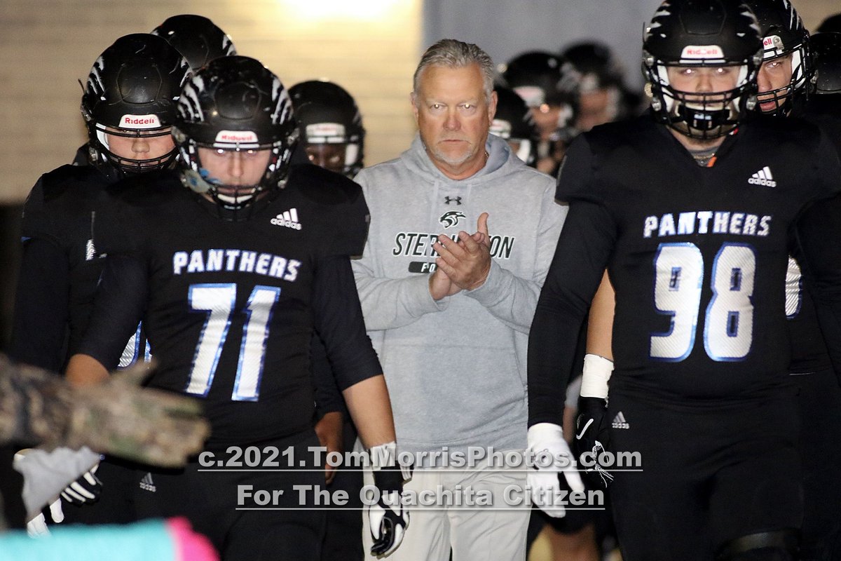 JakeMartinOC's tweet photo. A common theme for Sterlington recently has been the second half adjustments. The Panthers have outscored their opponents, 136-27, in the last two quarters of the previous five ballgames. https://t.co/11yv4IpnAa
