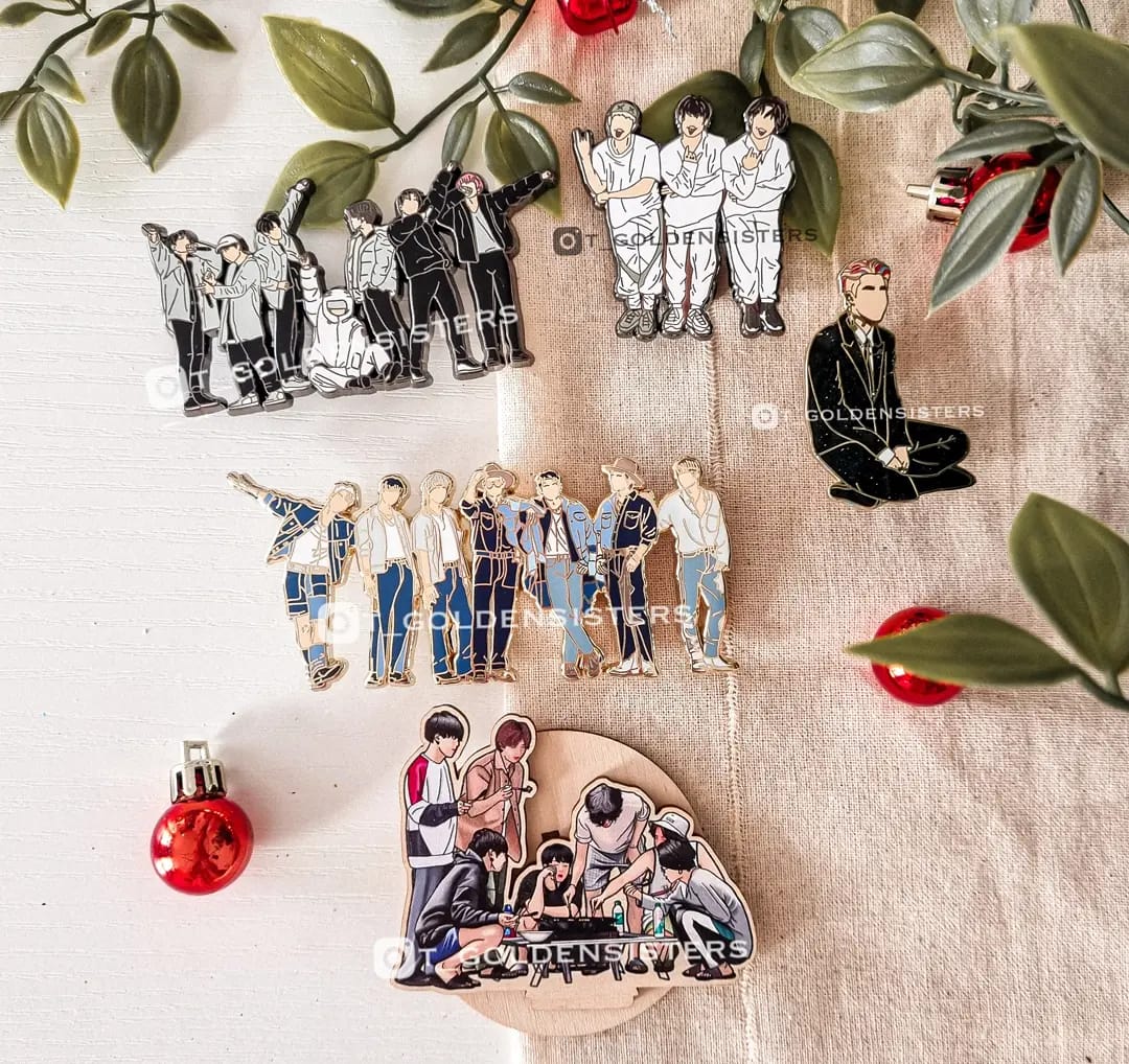 t_goldensisters's tweet photo. SHOP IS OPEN with new items and preorders 🤩 https://t.co/gQyRBpGfo7
#bts #btsarmy #btsptd #btspins #kpop #bts3j #btsanpanman #btsinthesoop #DAECHWITA #kpopsell #kpoppins https://t.co/o3brVfCQtQ