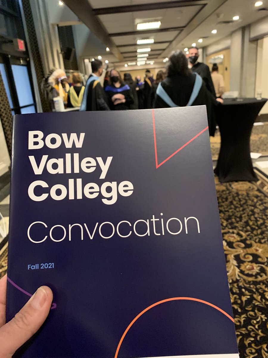 joececiyyc's tweet photo. Excited to be @BowValley for their first in person convocation ceremony since March 2020 #bvcconvocation2021 #jacksinger #artscommons https://t.co/ImUqSwJfsr
