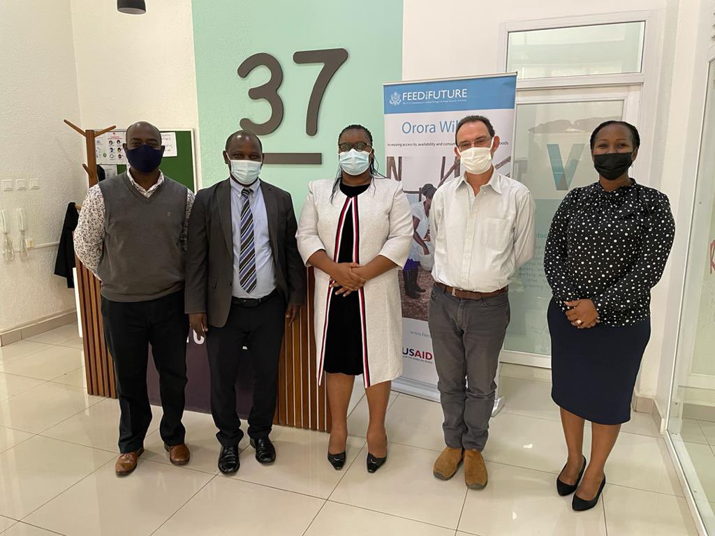 dkaramuzi's tweet image. Thank you Dr @solangeuwituze for dropping by our @OroraWihaze office to discuss ongoing activity design for our upcoming collaboration with @RwandaAgriBoard in the #devpt of the #smalllivestock subsector #Pigs #Chickens #Fish #Smallruminants @ILRI @LandOLakesV37