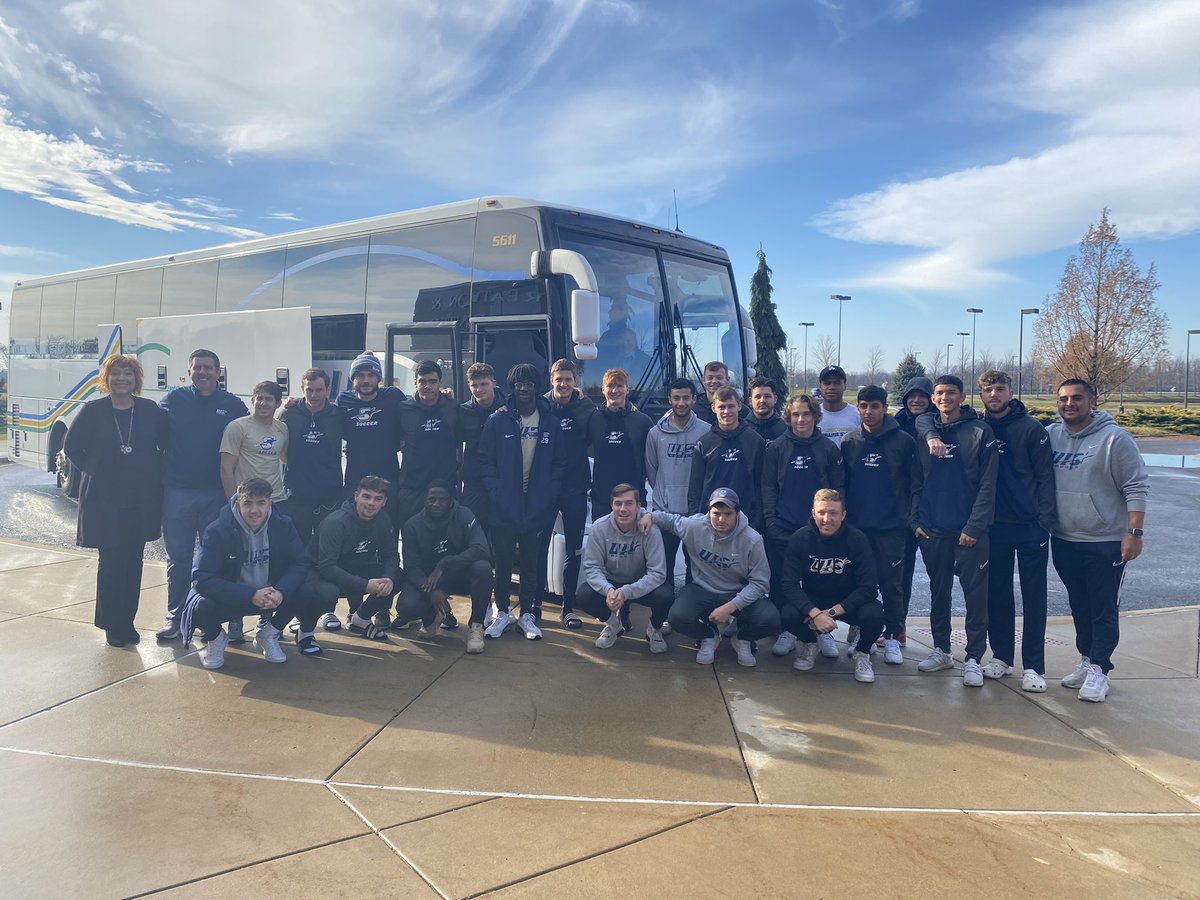 AND THEY ARE OFF🚙

<a href="/UISMSoccer/">UIS Men's Soccer</a> is heading to Indianapolis for the next round of the <a href="/NCAADII/">NCAA Division II</a> Tournament - Make the drive to Indy tomorrow or tune in on livestream!

#WeAreStars | #ProtectThePrairie