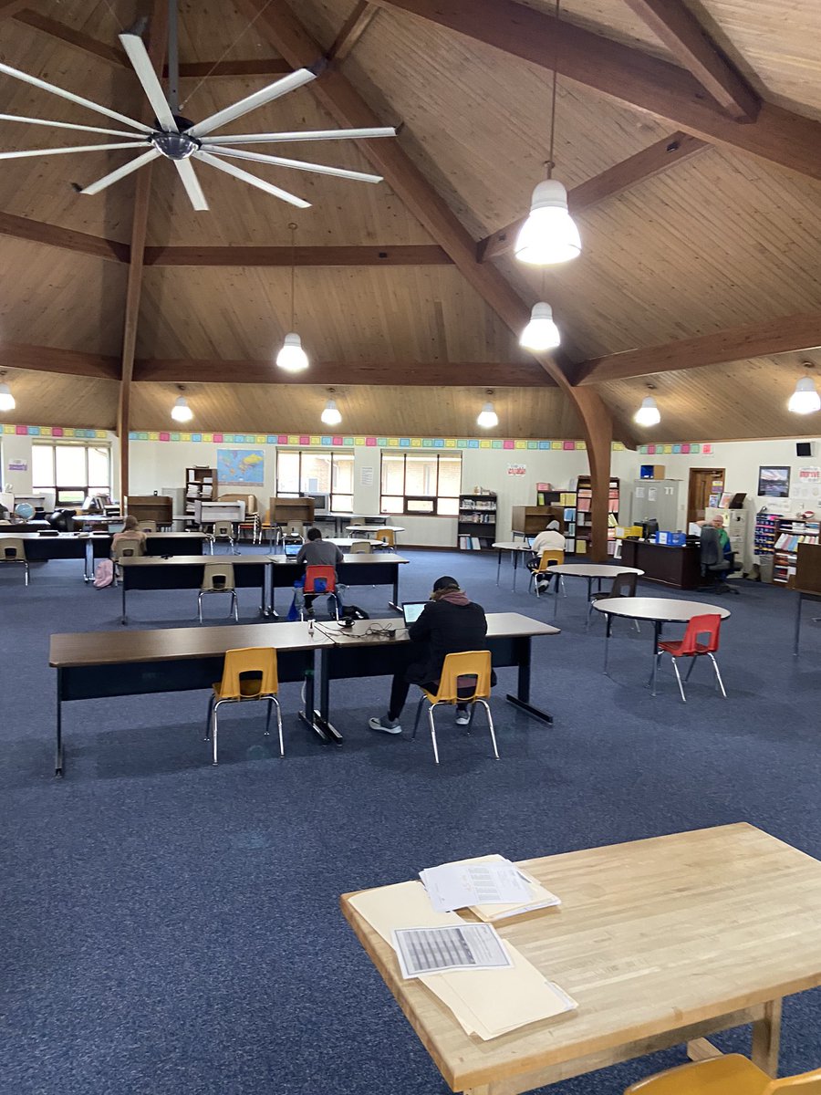 WCSC is fortunate to have WEC to meet the individual needs of our students. Here is a shot from the “Big Room” this morning. Thank you WEC staff and administration. #WCSCProud