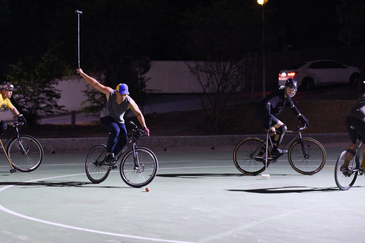 ipple181's tweet photo. #bikepolo #bicipolo #velopolo #taiwan https://t.co/VPUIF6a3sY