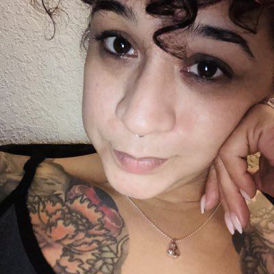 VioletHorror's tweet photo. #NewProfilePic https://t.co/aJbCmFIl9L