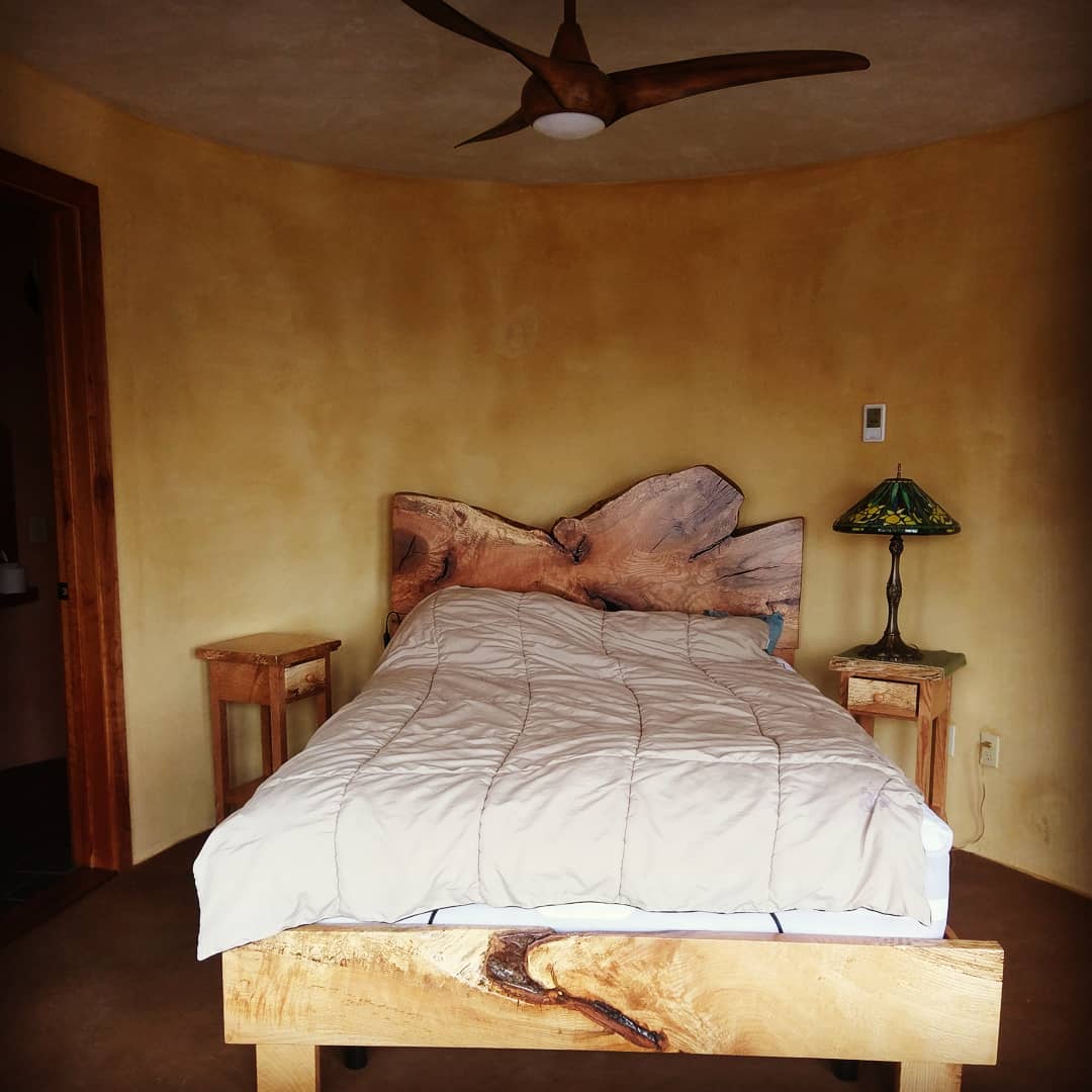 buildnaturally's tweet photo. #sleepingspaces in #naturalhomes are
peaceful
tranquil
calming
quiet
cozy
inviting
#naturalhome #healthyhome #naturalbuilding #buildnaturally #calmingspace #quietroom #inviting #interiordesign #strawbale #clayplaster https://t.co/MAQOR51ZLA